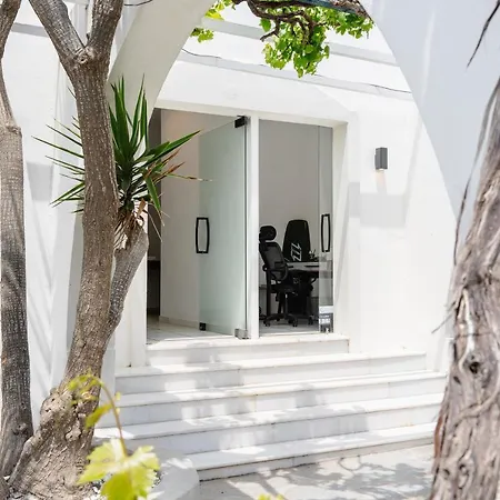 Diamantis Studios&apartments 2* 米科利维亚