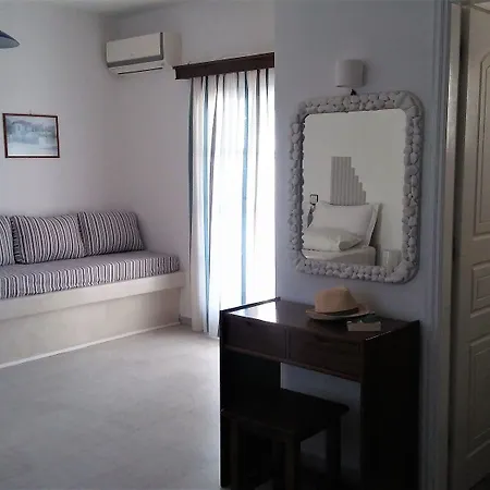Diamantis Studios&apartments 2*