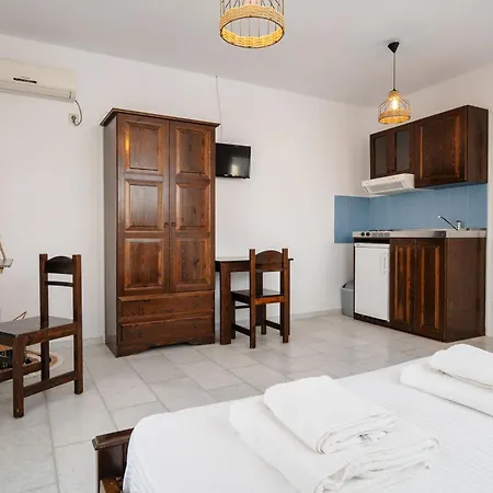 Diamantis Studios&apartments Hotel