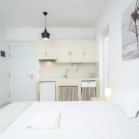 Diamantis Studios&apartments 米科利维亚